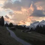 Authentisches Schweizer Alpenchalet Aus Dem 18- Jh- By Interhome * La Forclaz