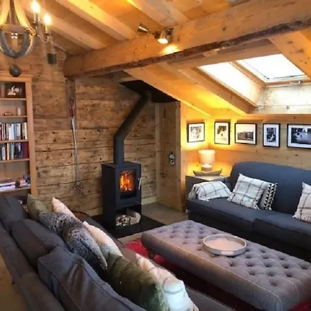 Authentisches Schweizer Alpenchalet Aus Dem 18- Jh- By Interhome * La Forclaz