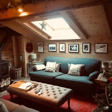 Authentisches Schweizer Alpenchalet Aus Dem 18- Jh- By Interhome