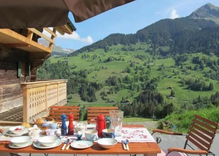 Hébergement de vacances Authentisches Schweizer Alpenchalet Aus Dem 18- Jh- By Interhome *