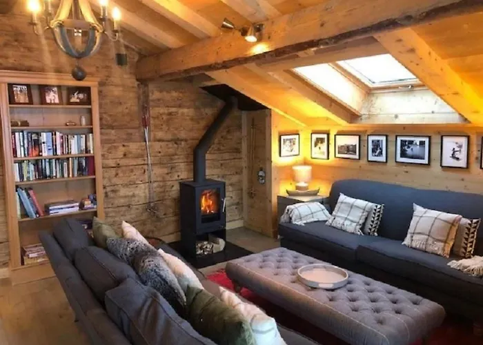 Authentisches Schweizer Alpenchalet Aus Dem 18- Jh- By Interhome * La Forclaz