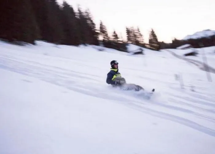 Authentisches Schweizer Alpenchalet Aus Dem 18- Jh- By Interhome Hébergement de vacances *