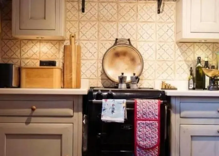 Authentisches Schweizer Alpenchalet Aus Dem 18- Jh- By Interhome Σπίτι διακοπών *