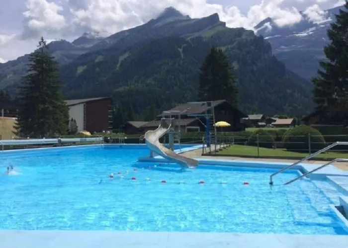 Authentisches Schweizer Alpenchalet Aus Dem 18- Jh- By Interhome * La Forclaz