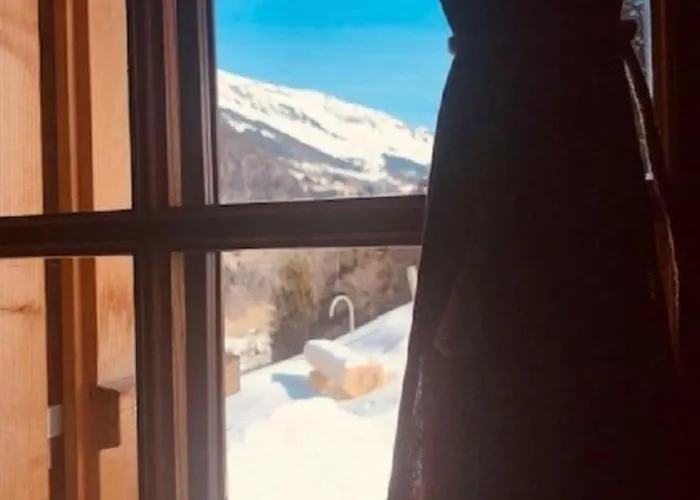 Hébergement de vacances Authentisches Schweizer Alpenchalet Aus Dem 18- Jh- By Interhome