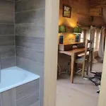 Authentisches Schweizer Alpenchalet Aus Dem 18- Jh- By Interhome