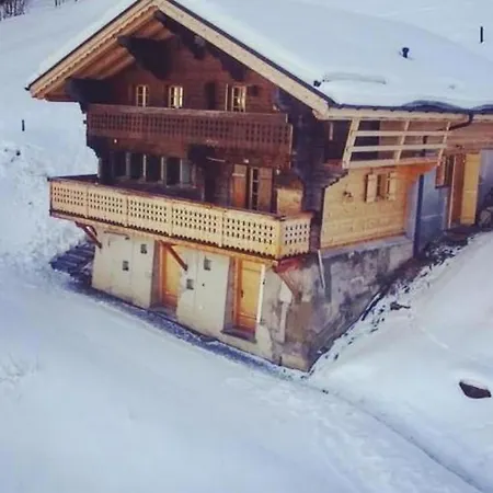 Authentisches Schweizer Alpenchalet Aus Dem 18- Jh- By Interhome *