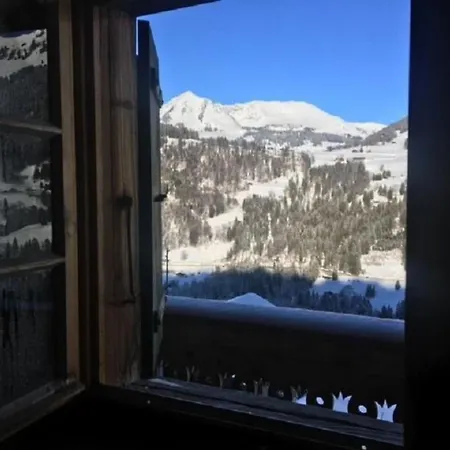 Authentisches Schweizer Alpenchalet Aus Dem 18- Jh- By Interhome 度假居